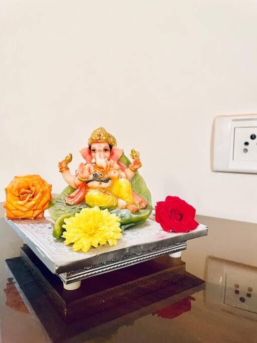 Shanthi Home Stay Путапарти Екстериор снимка