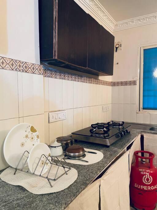 Shanthi Home Stay Путапарти Екстериор снимка